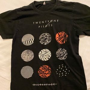 Twenty one pilots t-shirt